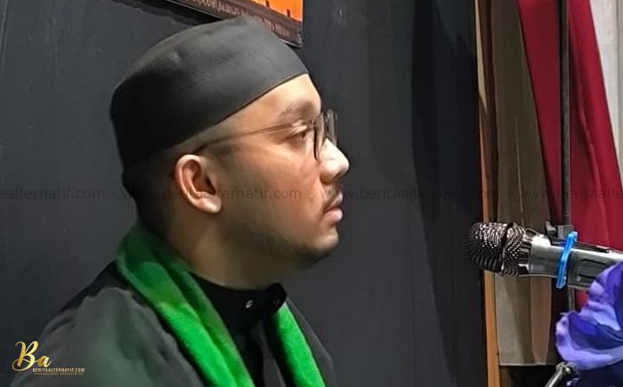 Malam Pertama Majelis Duka Muharram, Tangan Kasih Sayang Imam Husain
